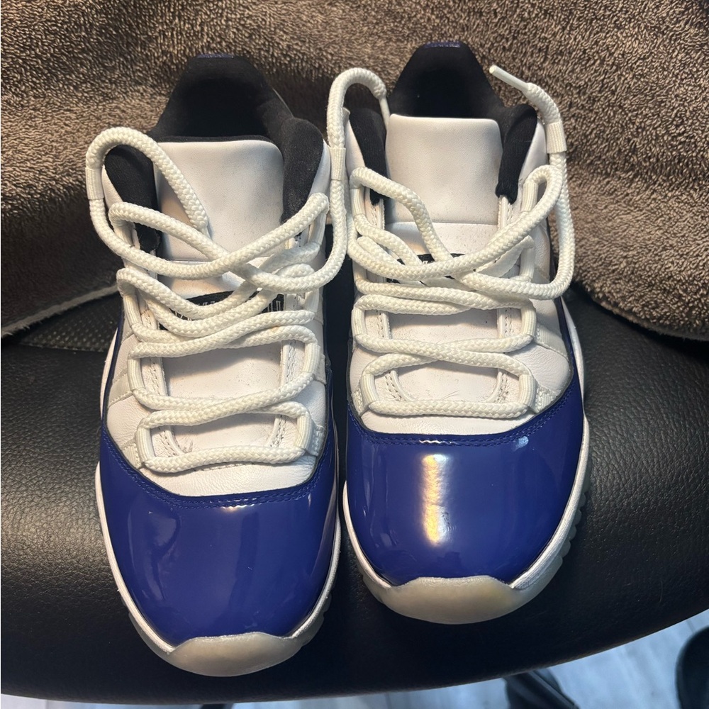 Nike Jordan Retro 11 Low (wmns)